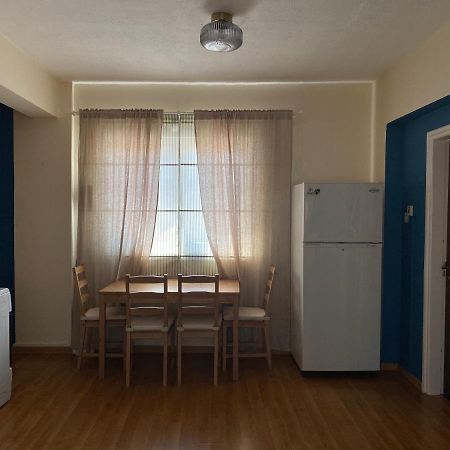 Lovely , Cozy , Modern Seaside Apartment Lárnaka Kültér fotó